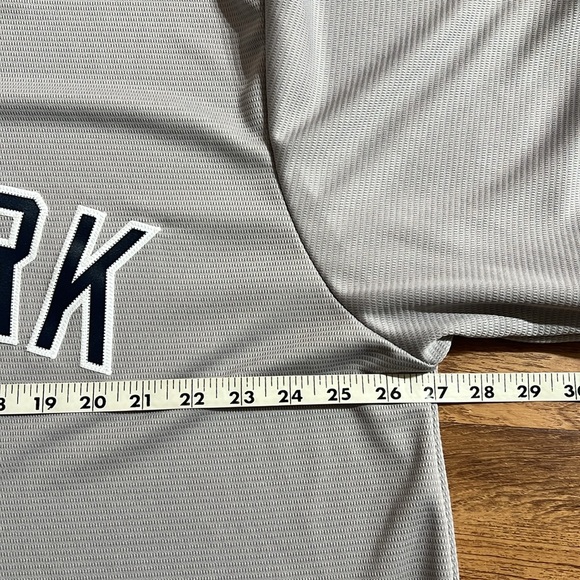 New York Yankees Majestic Men XL-XXLG Gray Button Down Gray Baseball Jersey Road - Picture 3 of 8